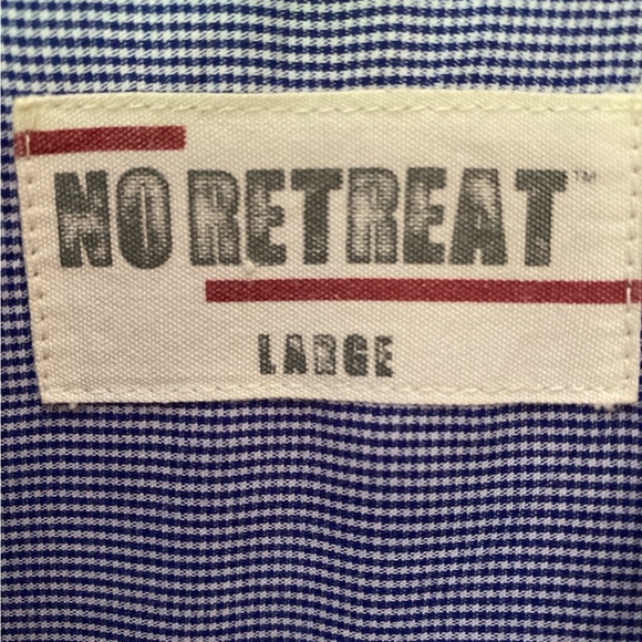 No Retreat Men’s Checkered Shirt Large – Gingham Print w/ Patriotic Detail - Picture 2 of 6